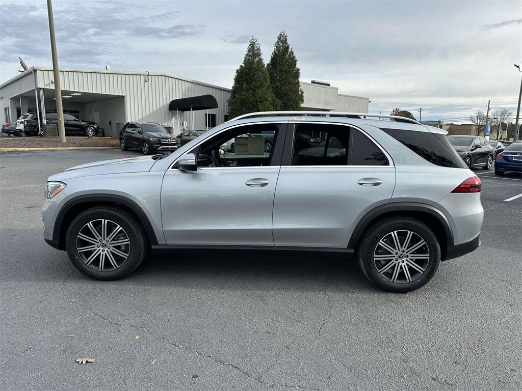 2025 Mercedes Benz GLE 450 4MATIC photo 4