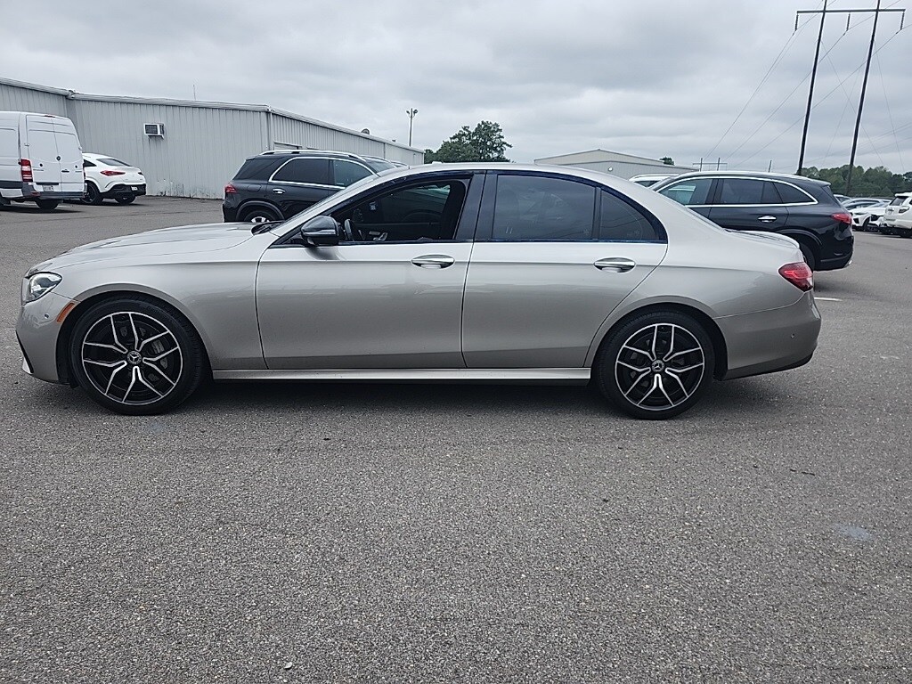 2022 Mercedes Benz E 350 Sedan photo 2