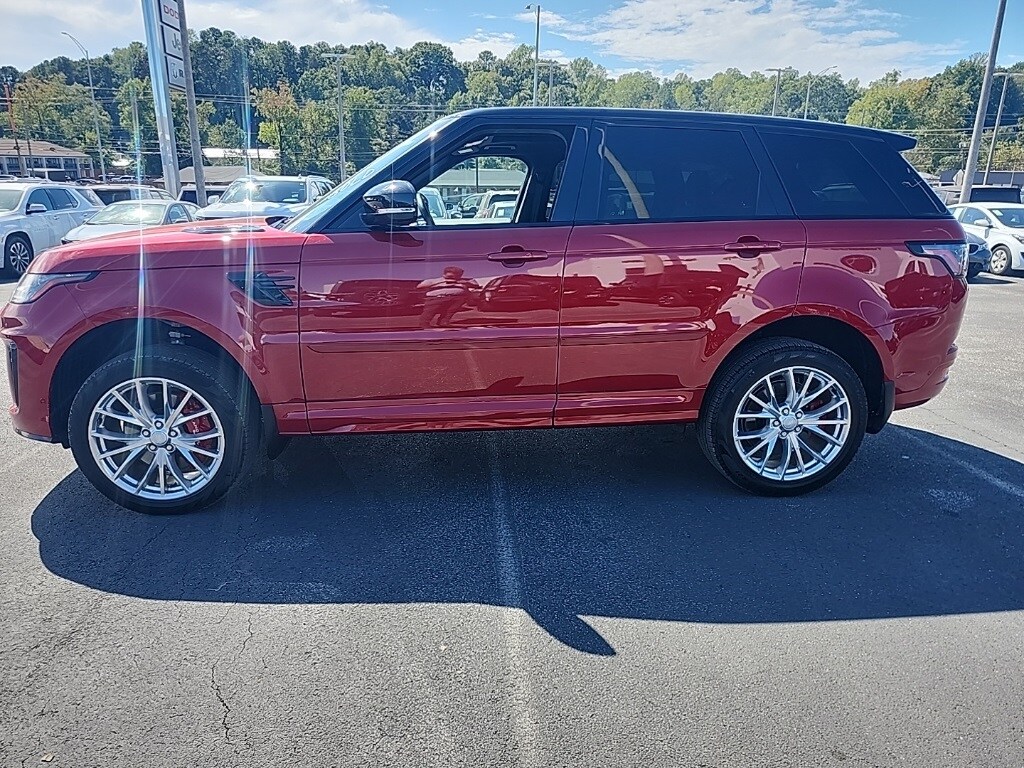 2022 Land Rover Range Rover Sport SVR photo 4