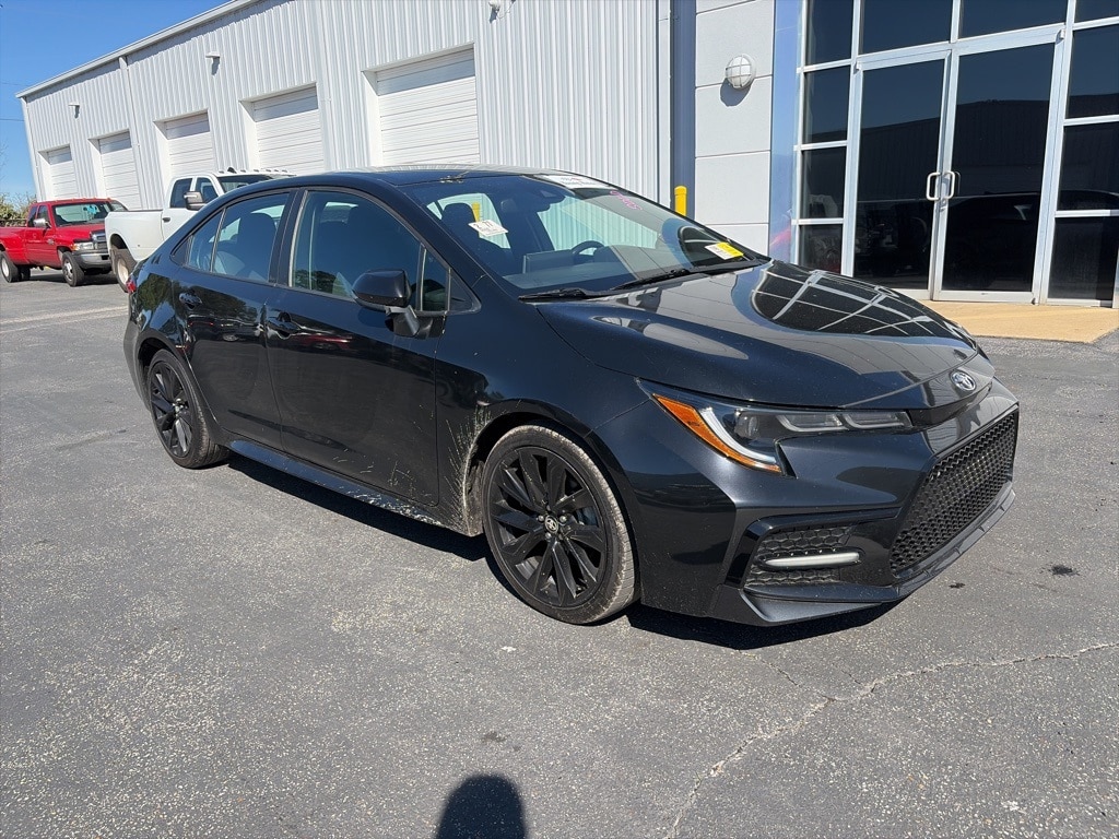 Used 2020 Toyota Corolla SE Nightshade Sedan