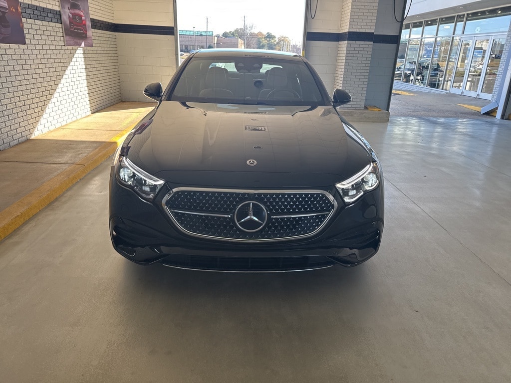 2024 Mercedes-Benz E-Class E350's photo