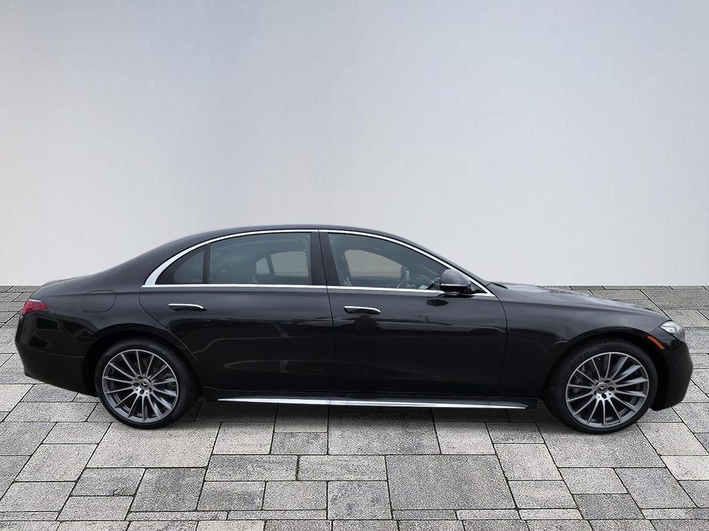 2026 Mercedes-Benz S-Class S 500 - Photo 8