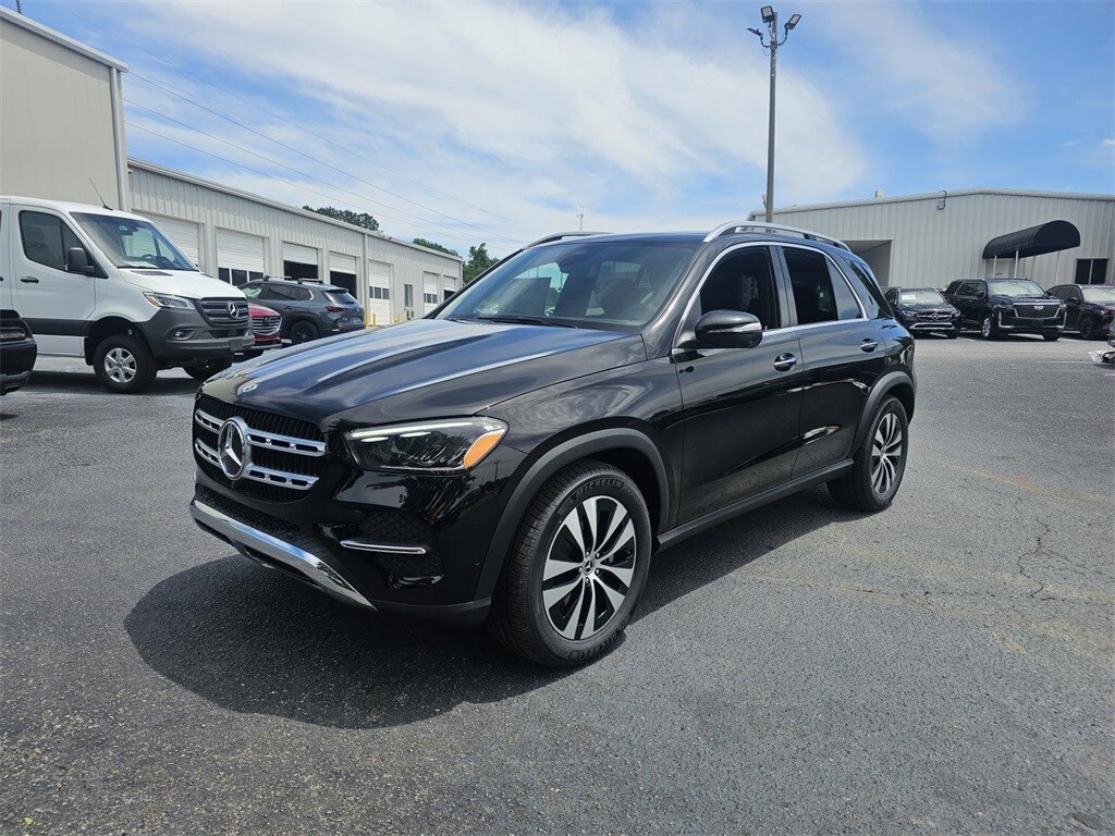 2025 Mercedes Benz GLE 350 4MATIC photo 3
