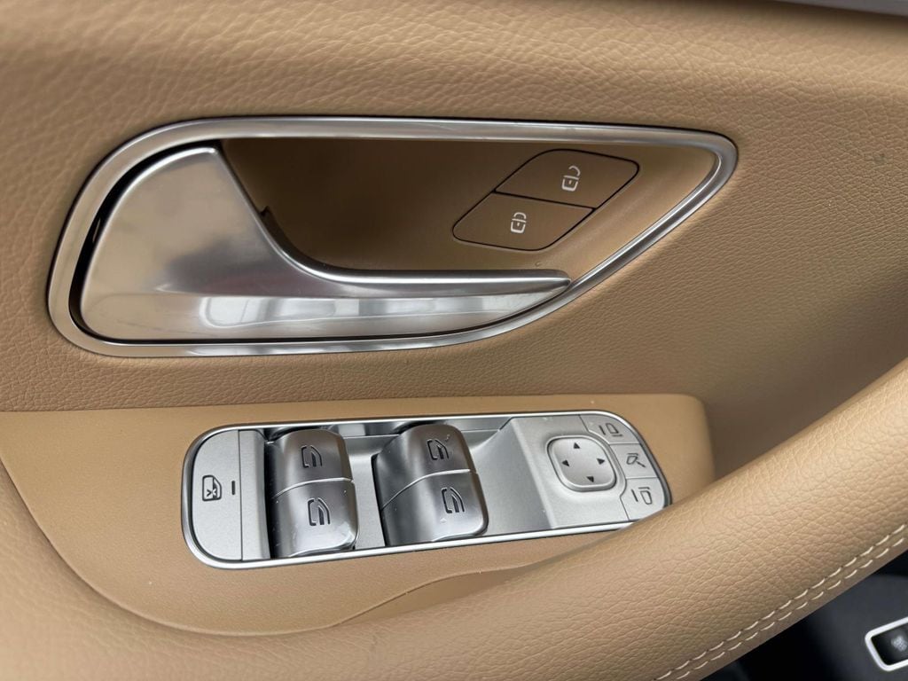 2026 Mercedes-Benz GLS Base - Photo 14