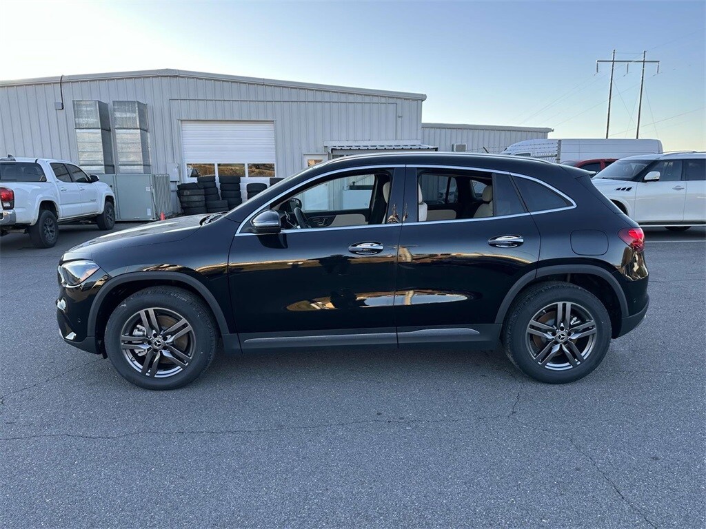 2025 Mercedes Benz GLA 250 photo 4