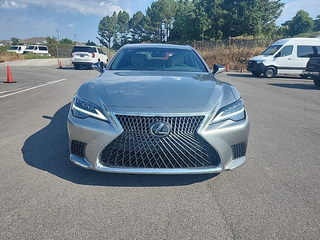 2021 Lexus LS 500 photo 2