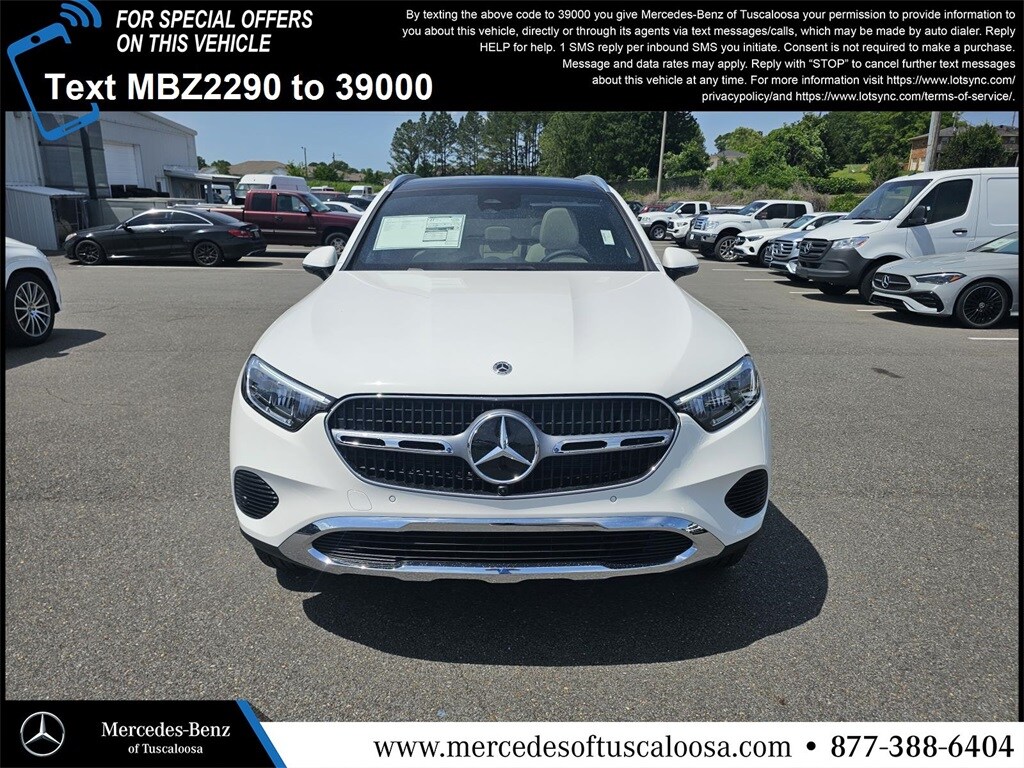 2025 Mercedes Benz GLC 300 photo 2