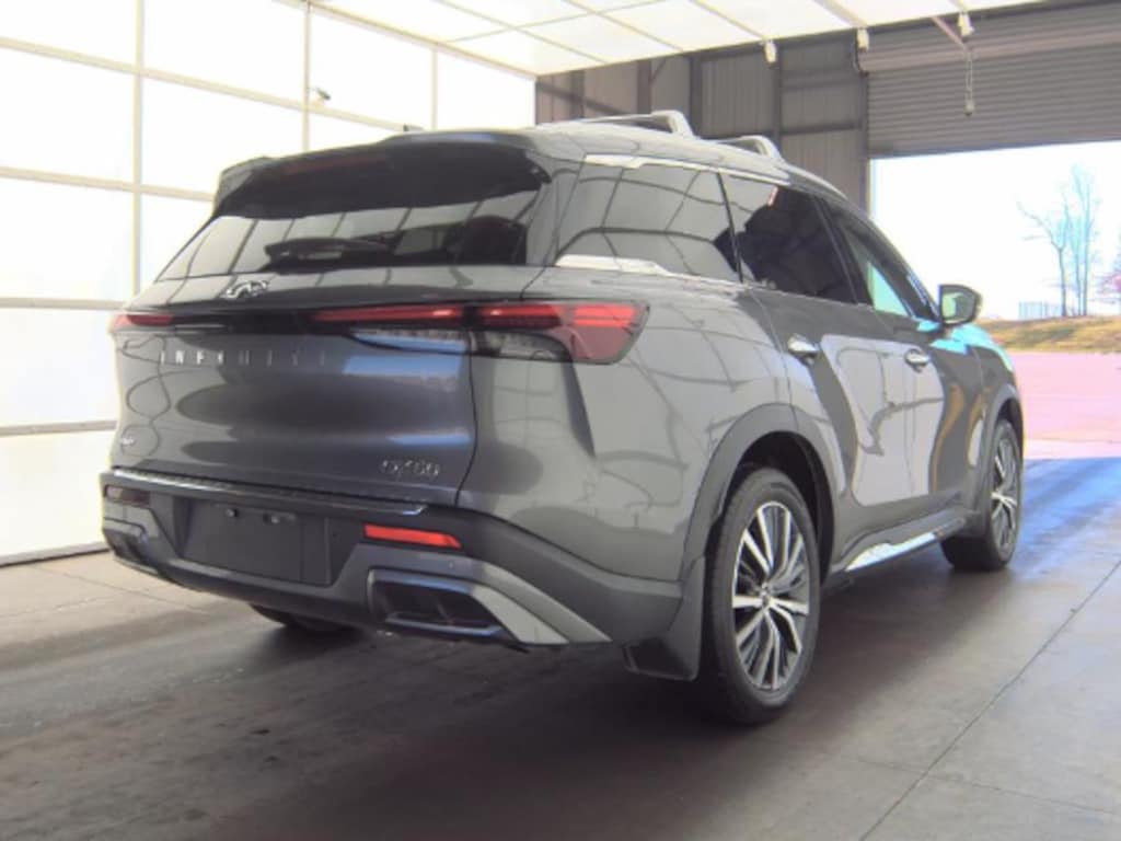 Used 2023 INFINITI QX60 Sensory SUV