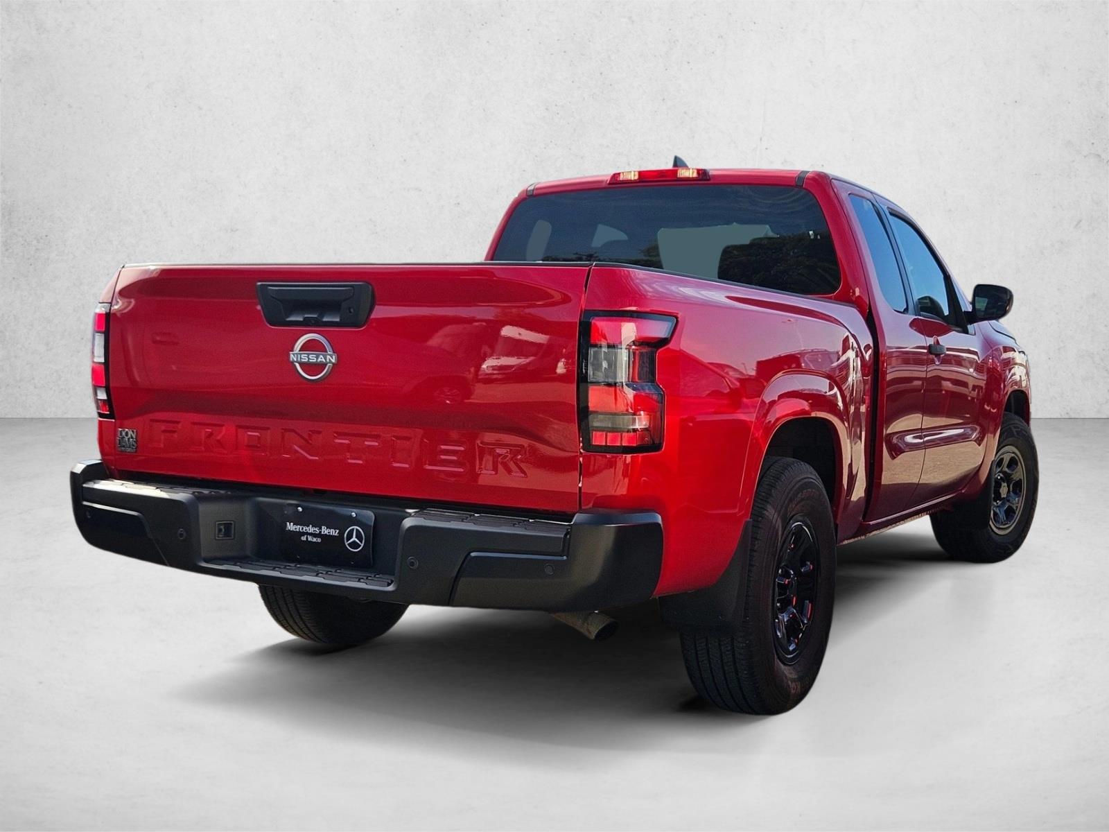 2023 Nissan Frontier King Cab photo 4