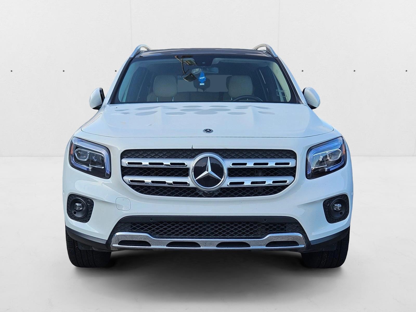 2023 Mercedes Benz GLB 250 photo 2