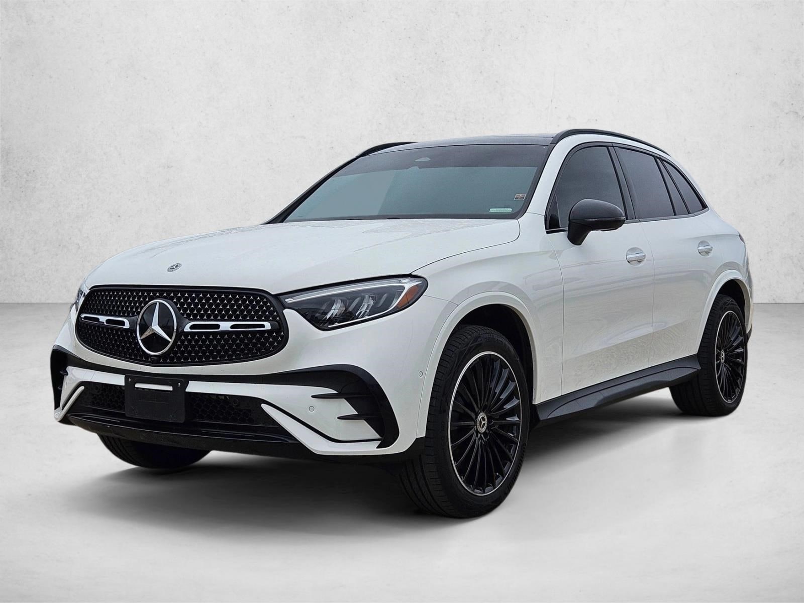 2024 Mercedes-Benz GLC GLC 300's photo