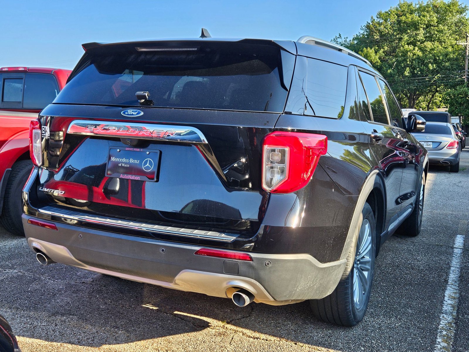 2022 Ford Explorer Limited photo 4