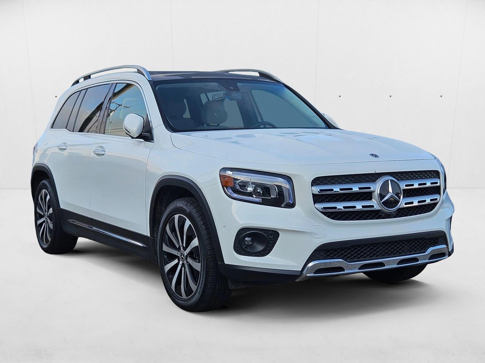 2023 Mercedes Benz GLB 250 photo 3