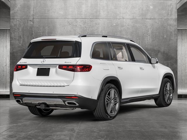 2025 Mercedes Benz GLS 450 4MATIC photo 2