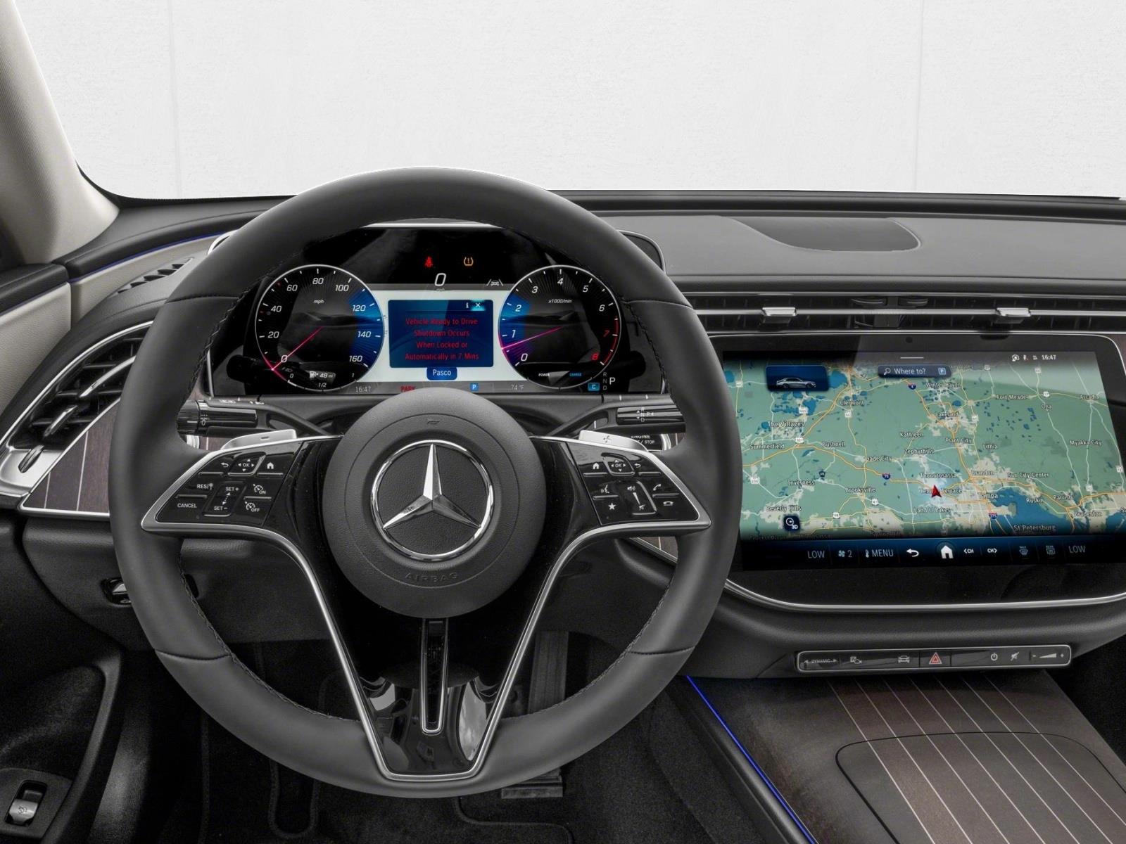 2026 Mercedes Benz E 450 4MATIC photo 4