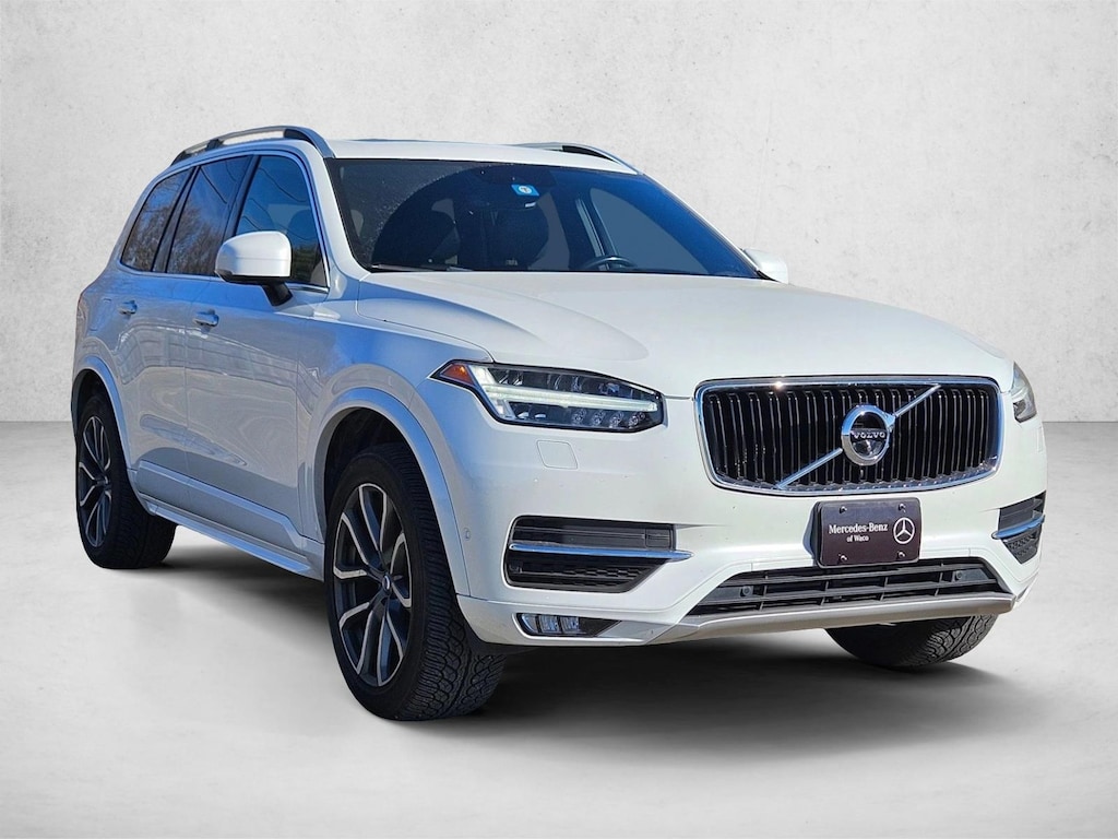 Used 2017 Volvo XC90 T6 AWD Momentum SUV