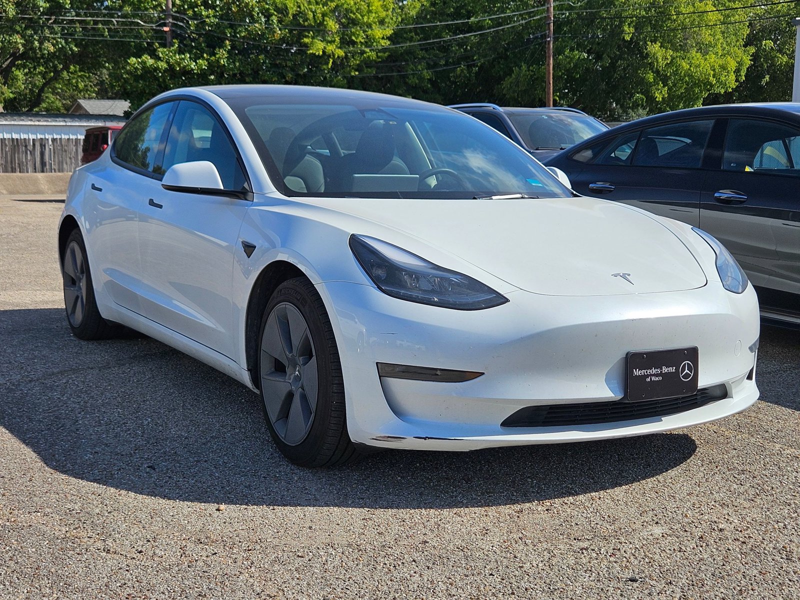 2023 Tesla Model 3 photo 3