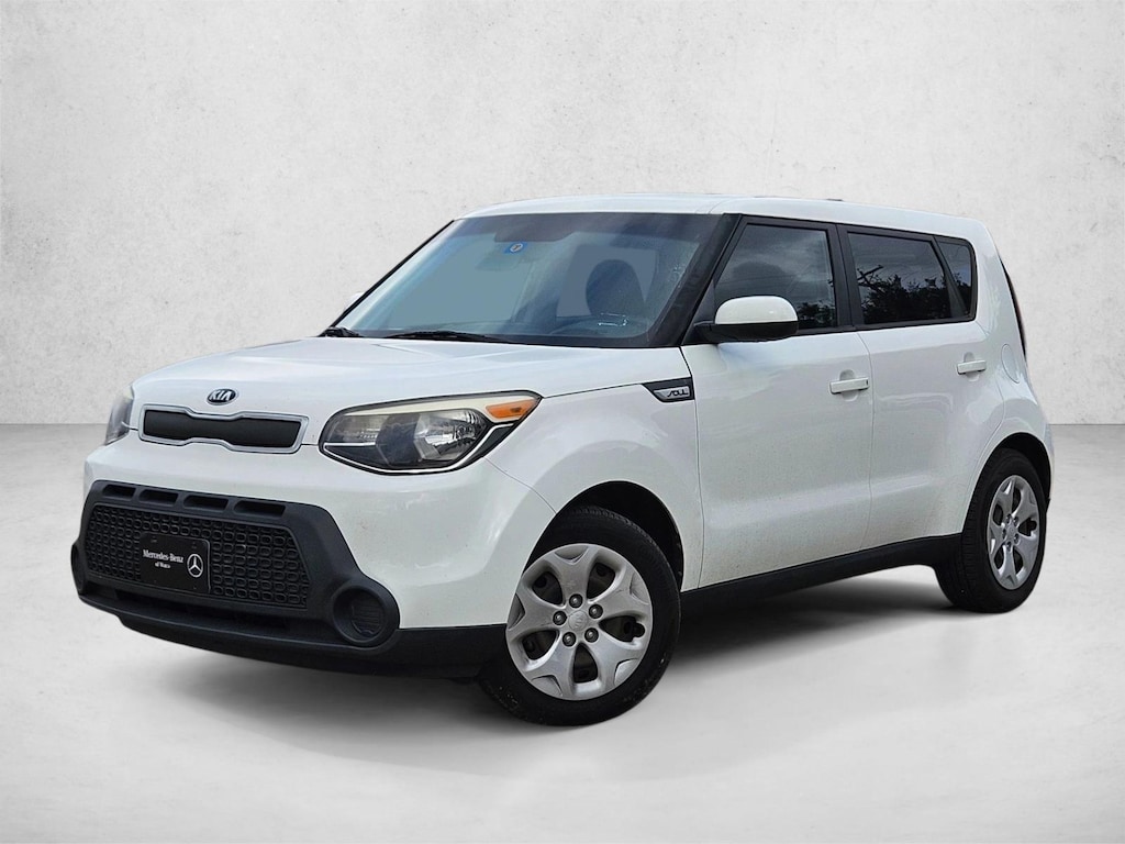 Used 2015 Kia Soul Base FWD Hatchback