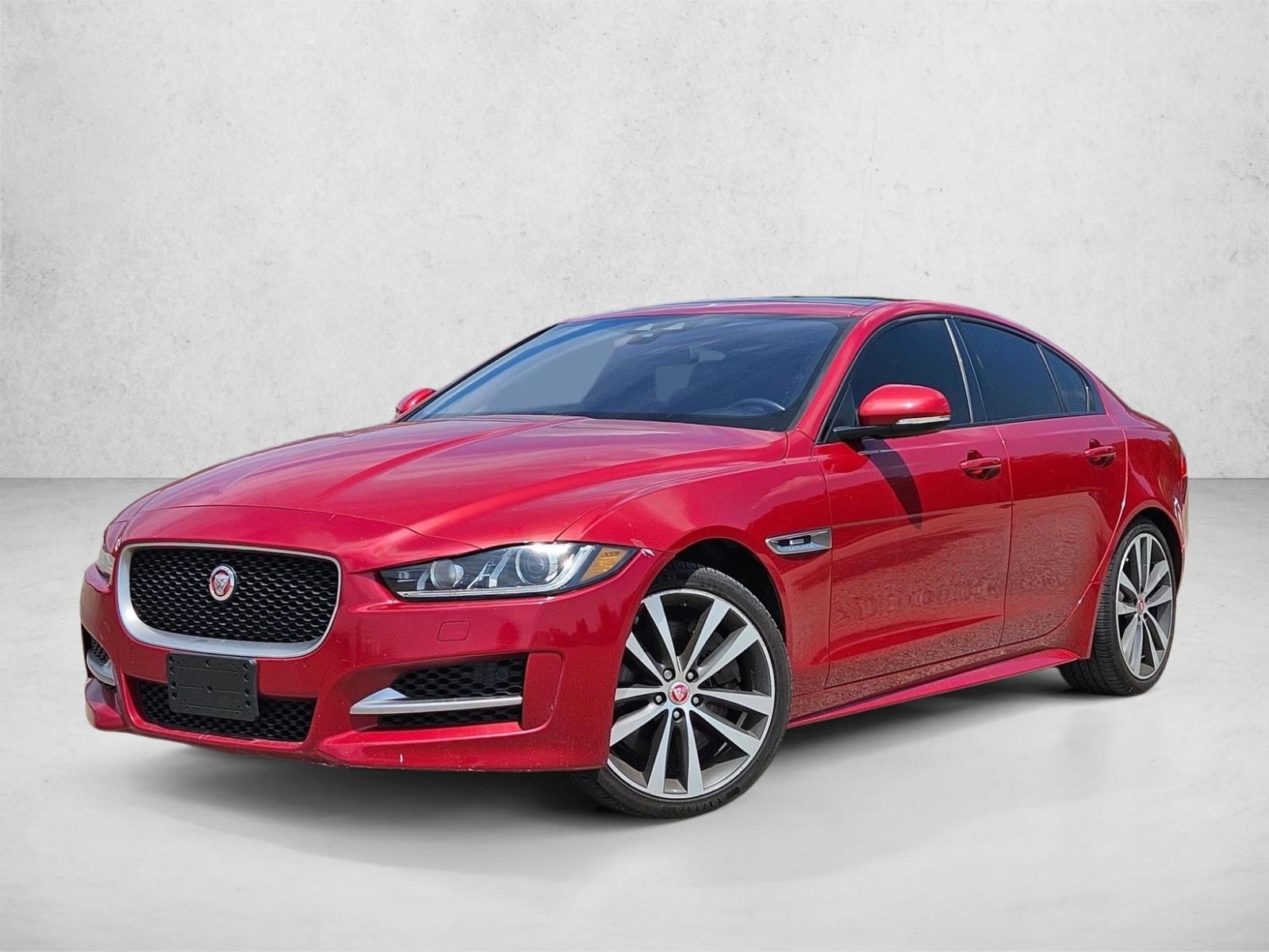2017 Jaguar XE 35t R-Sport AWD's photo