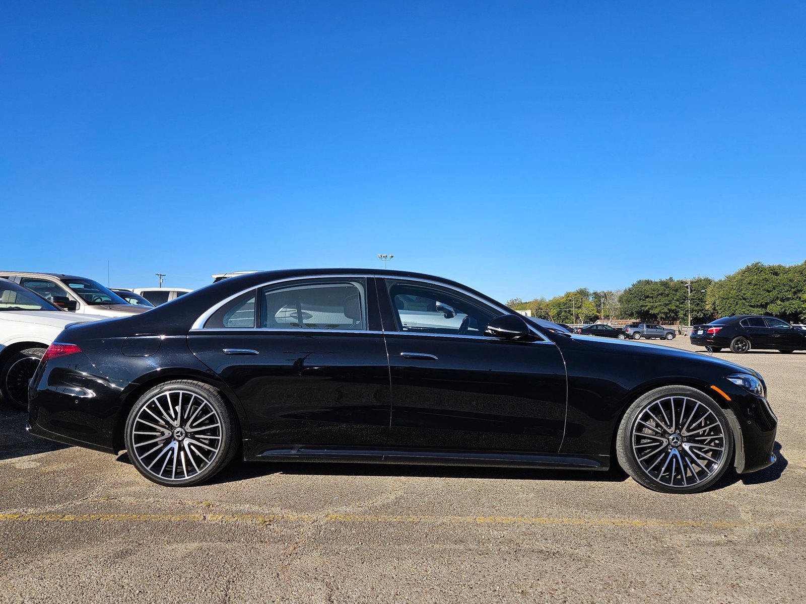 2022 Mercedes Benz S 580 4MATIC photo 4