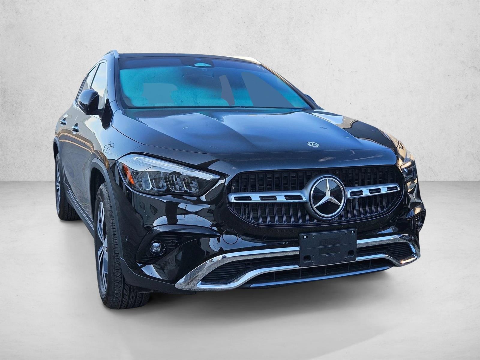 2025 Mercedes Benz GLA photo 2