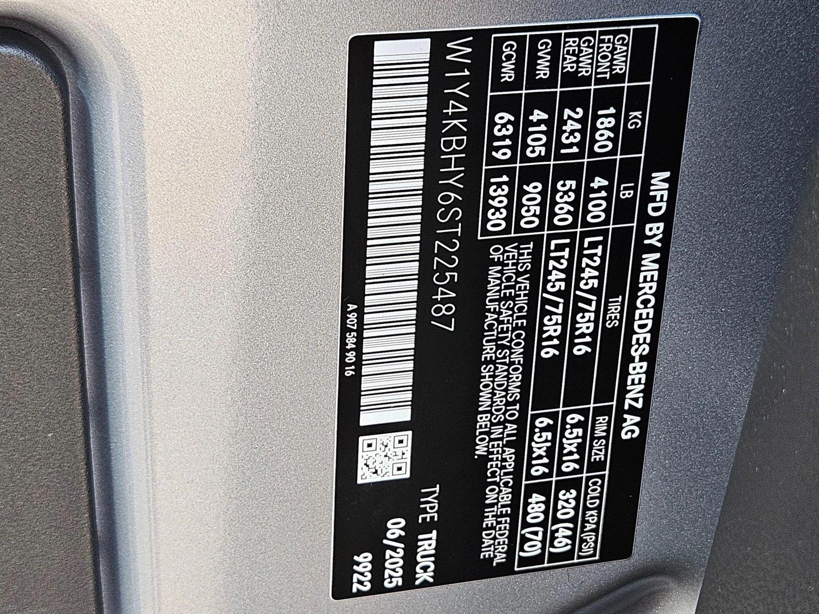 2025 Mercedes-Benz Sprinter Cargo Van Base - Photo 26