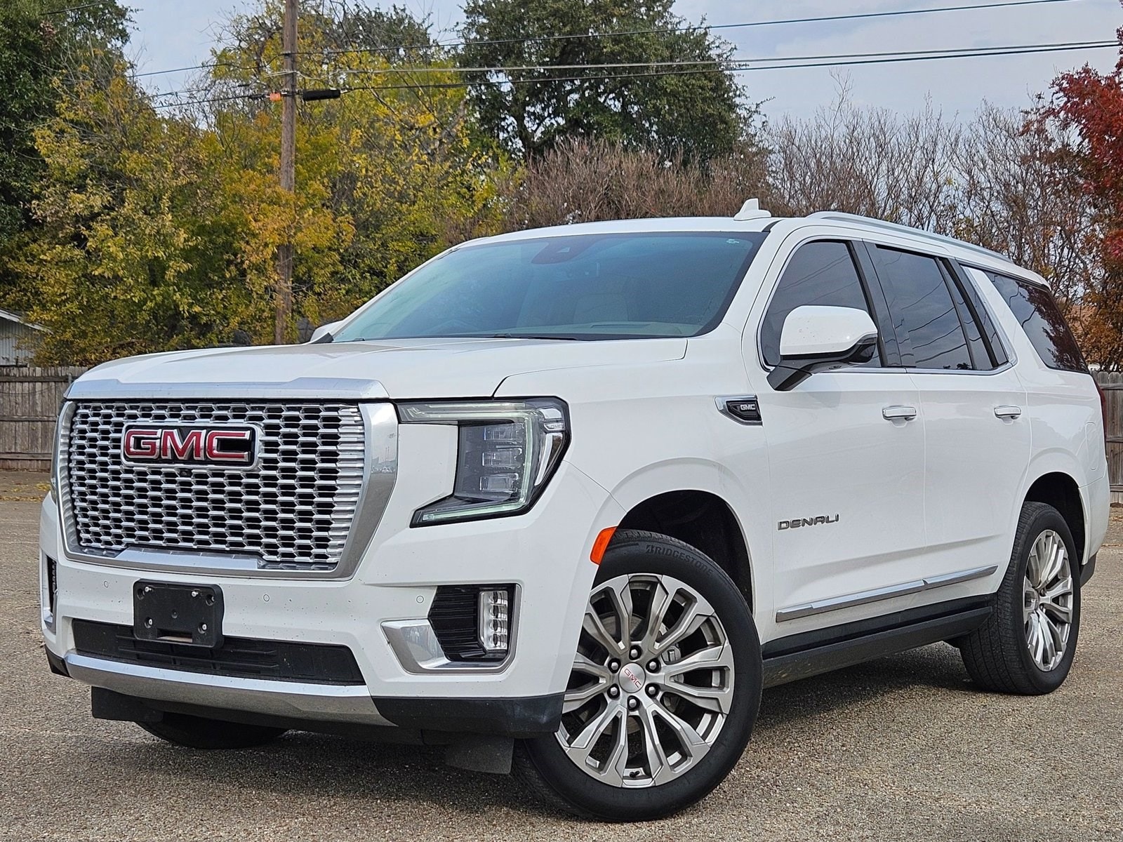 2023 GMC Yukon Denali's photo