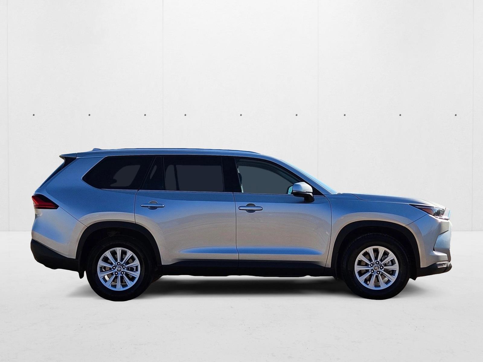 2024 Toyota Grand Highlander Hybrid XLE photo 4