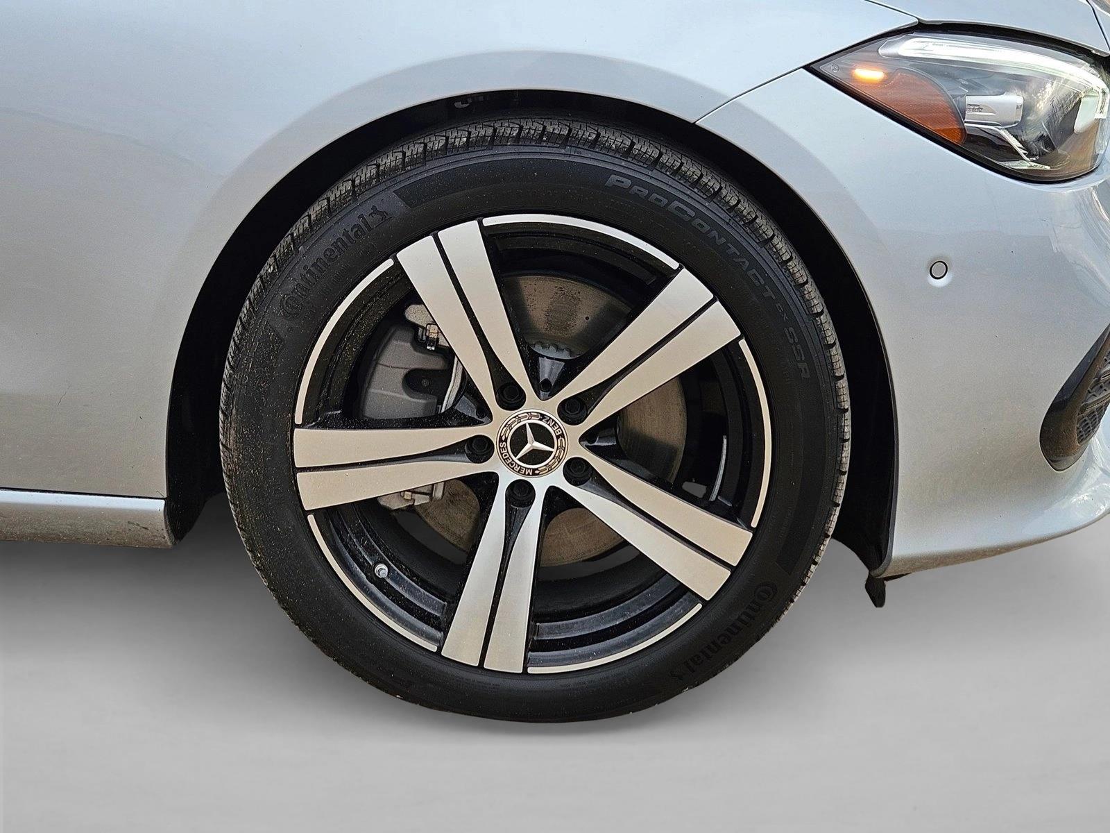 2025 Mercedes-Benz C-Class Sedan C 300 - Photo 25