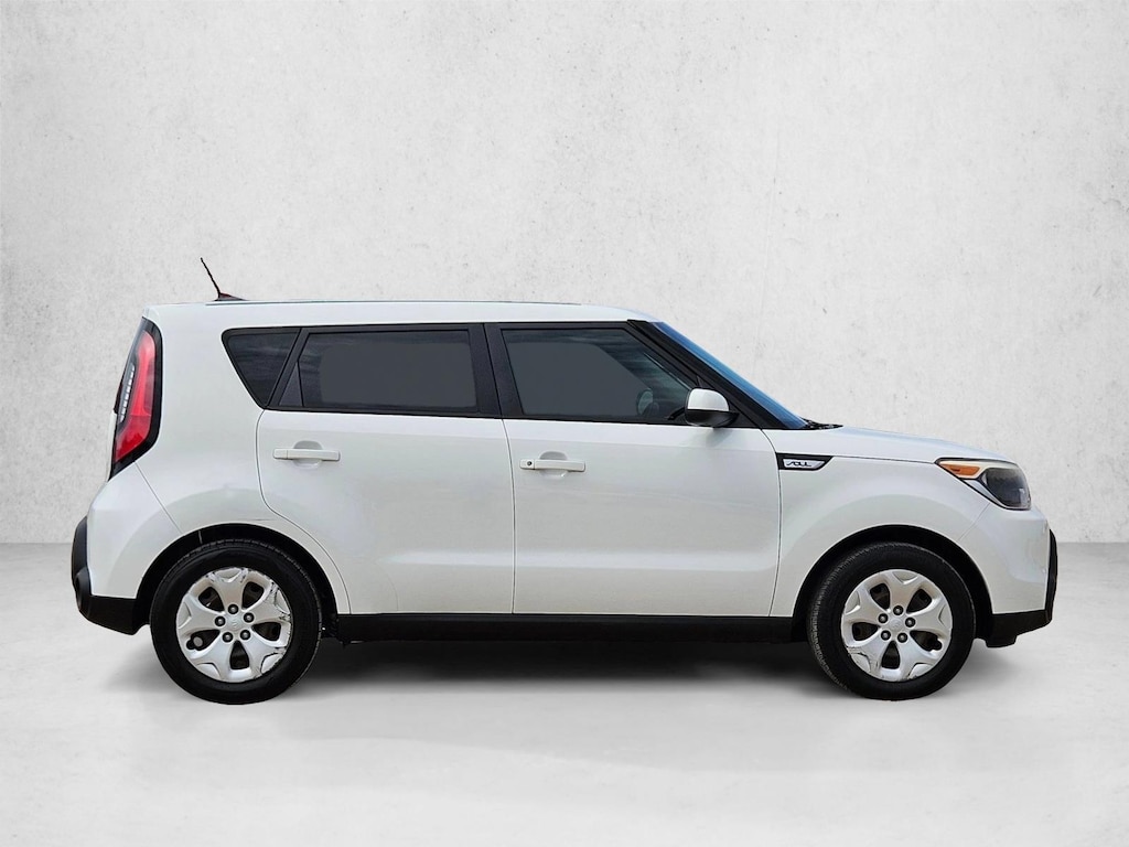Used 2015 Kia Soul Base FWD Hatchback