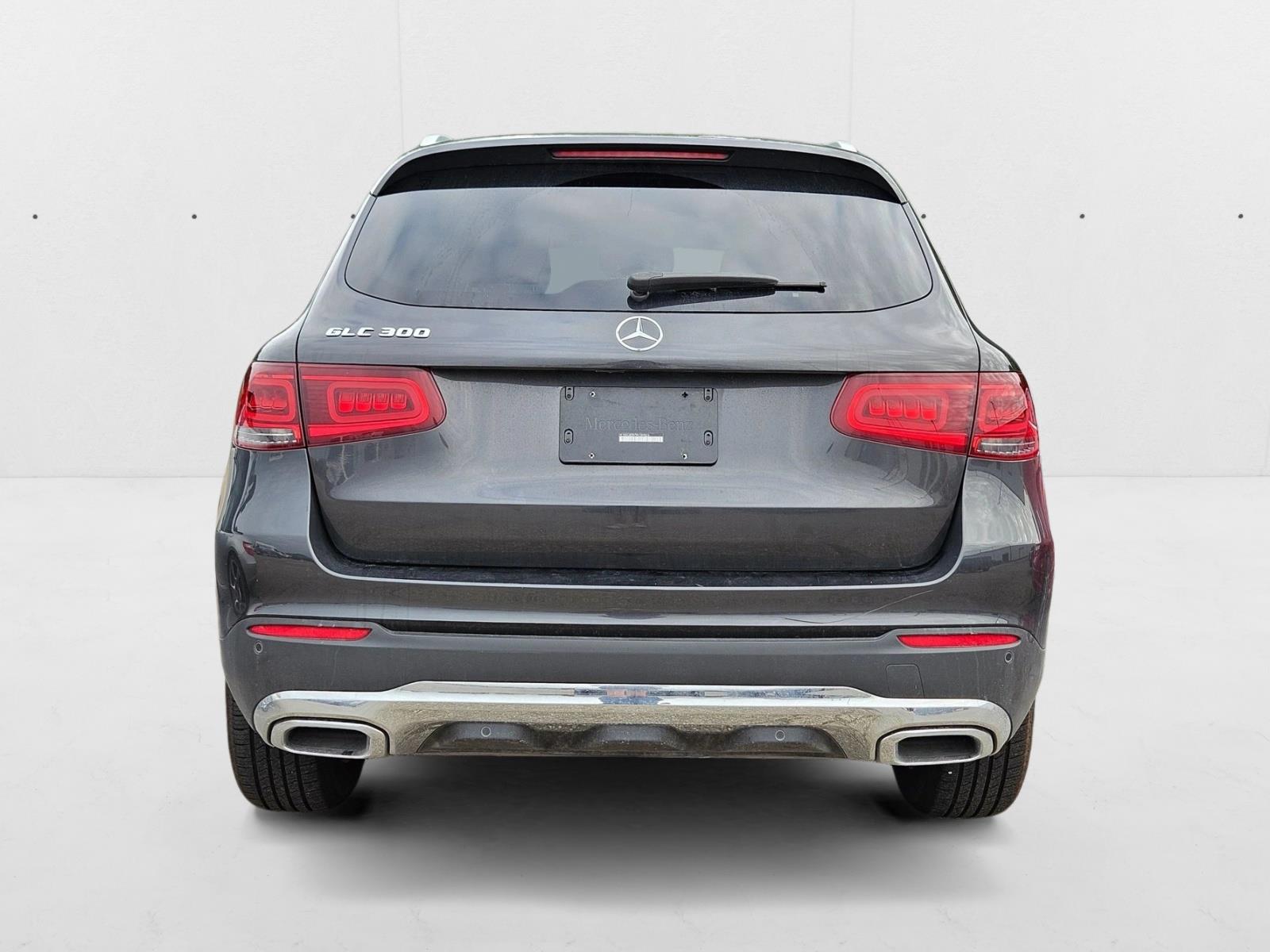 2022 Mercedes Benz GLC 300 photo 4