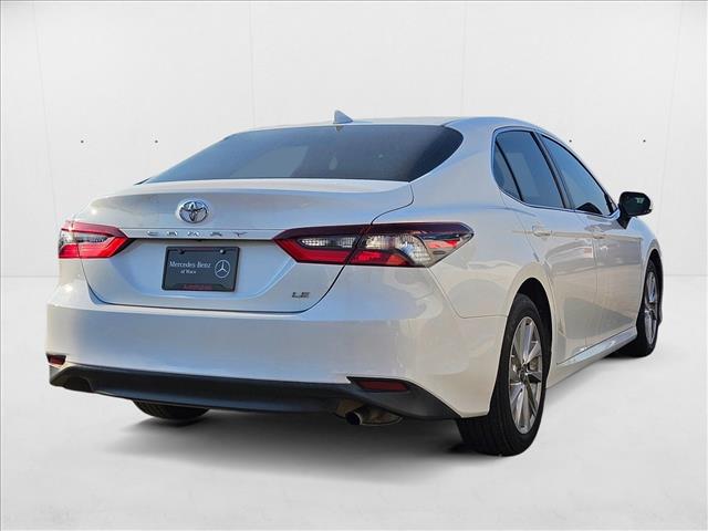 2021 Toyota Camry LE photo 4