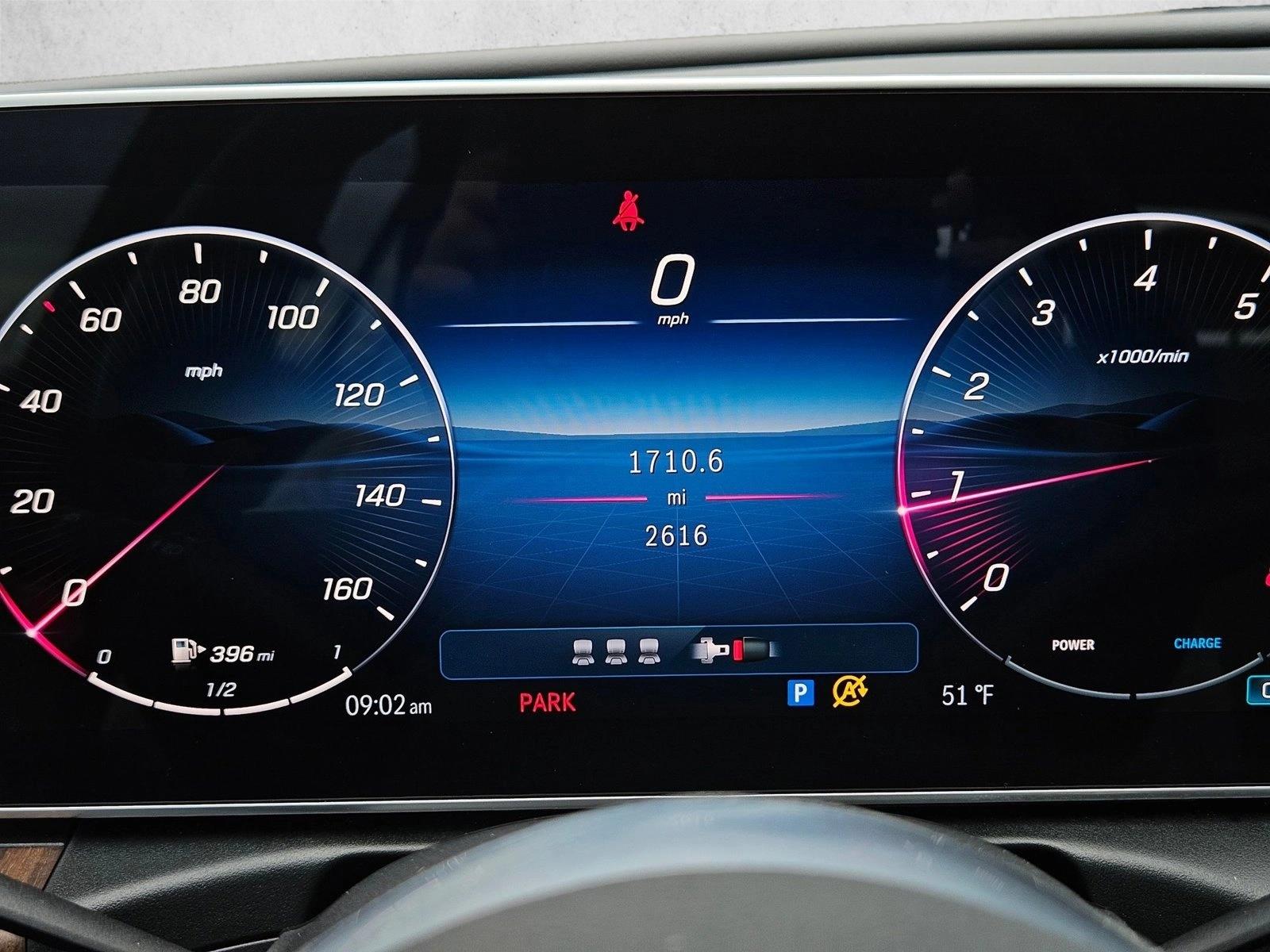 2025 Mercedes-Benz C-Class Sedan C 300 - Photo 14