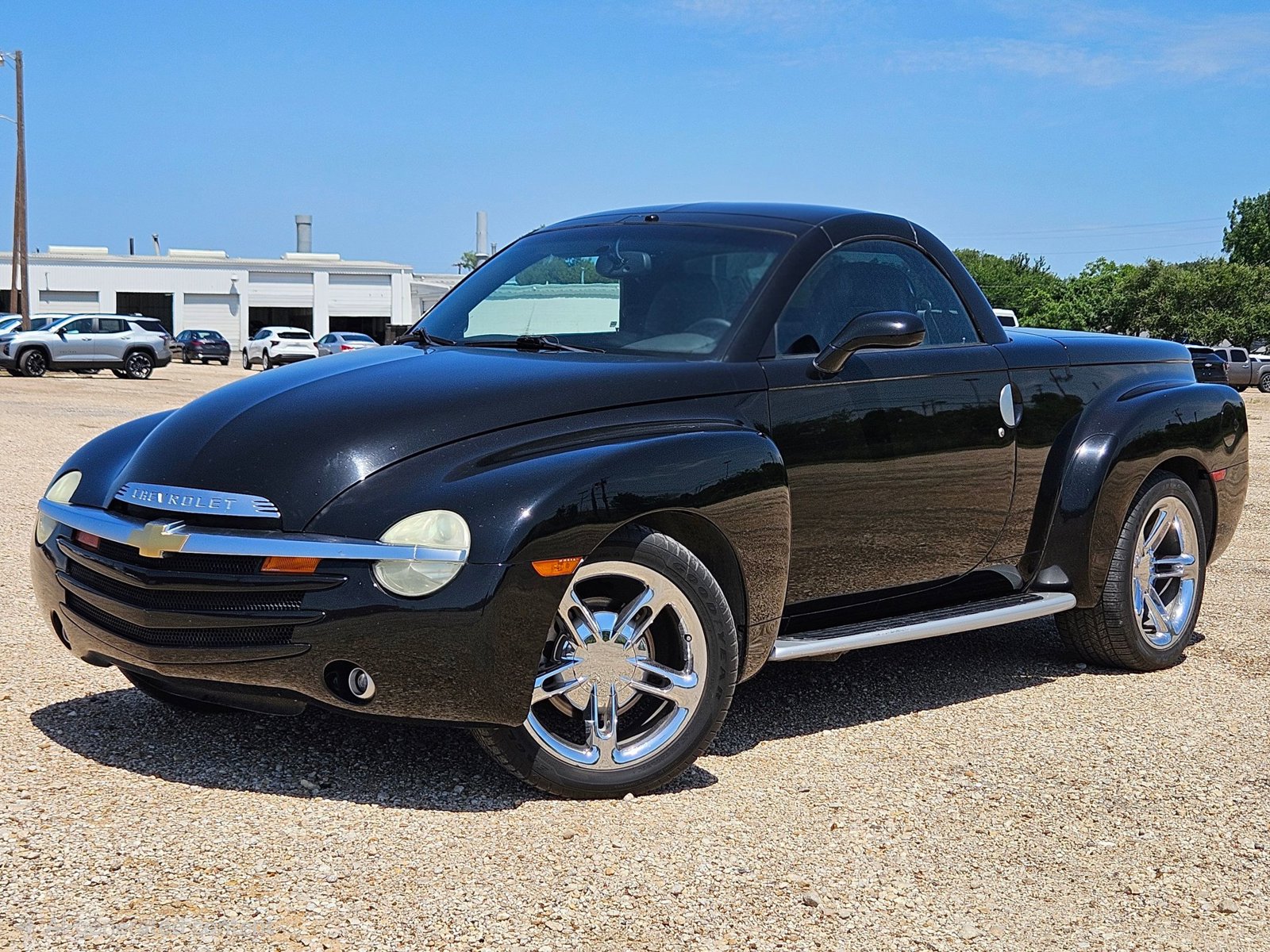 2003 Chevrolet SSR LS's photo