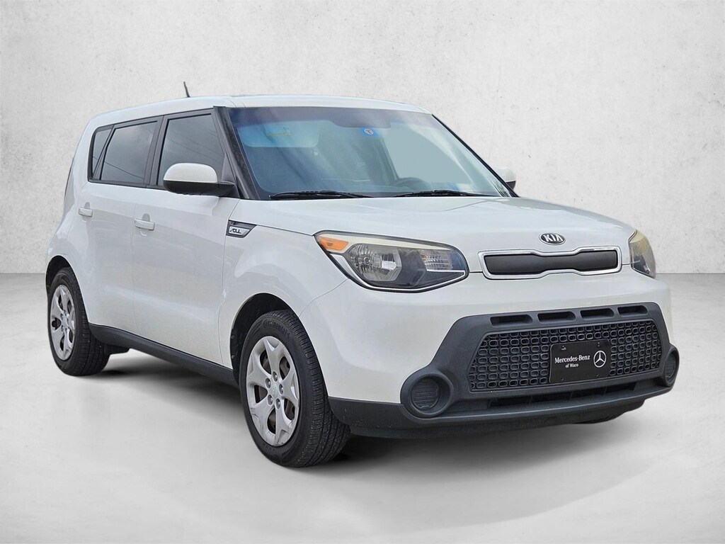 Used 2015 Kia Soul Base FWD Hatchback