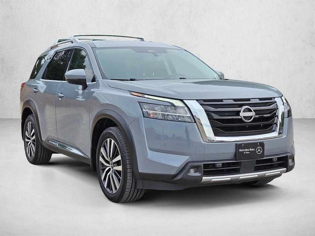Used 2022 Nissan Pathfinder Platinum SUV