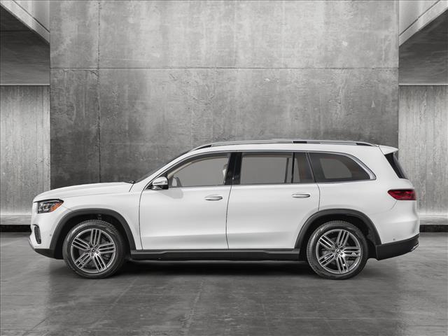 2025 Mercedes Benz GLS 450 4MATIC photo 3