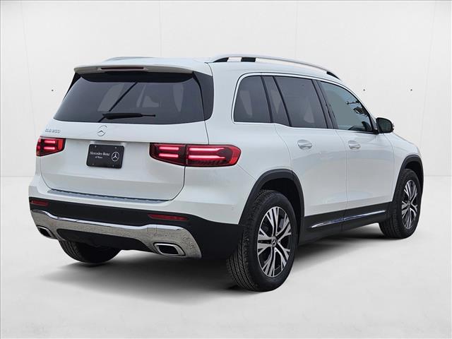2025 Mercedes Benz GLB 250 photo 2