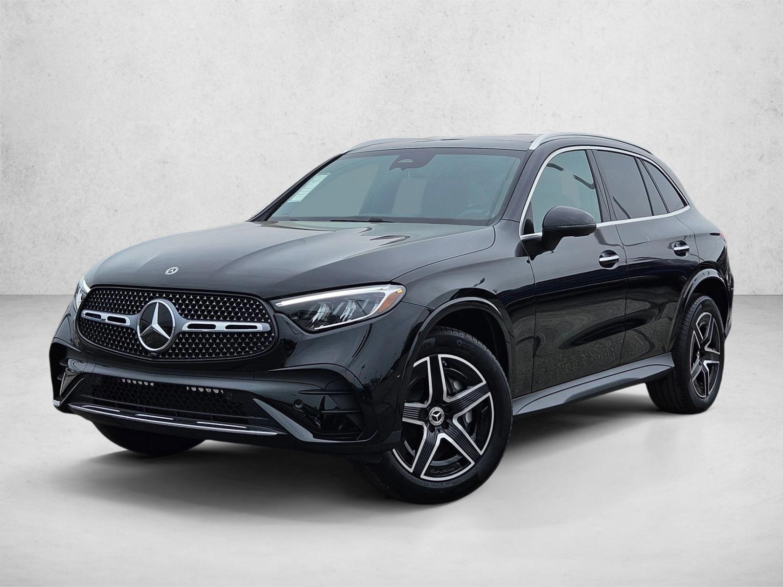 2026 Mercedes-Benz GLC Base