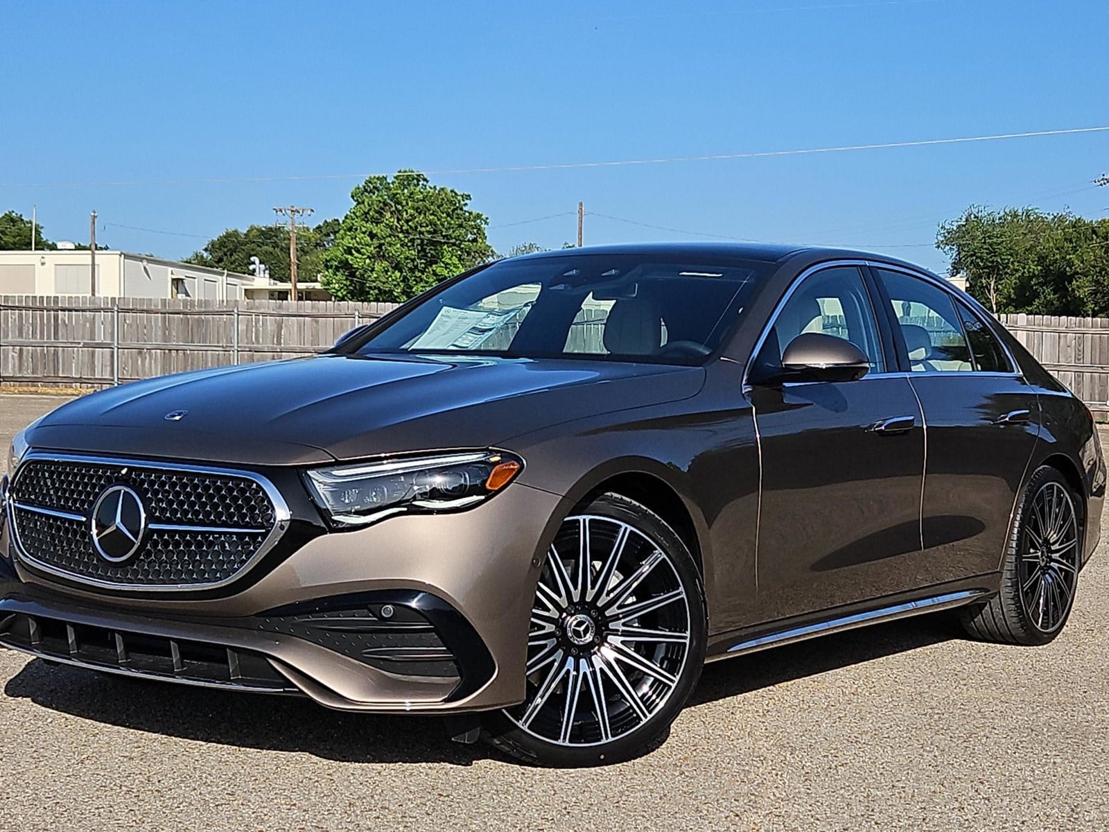 2025 Mercedes-Benz E-Class E350's photo