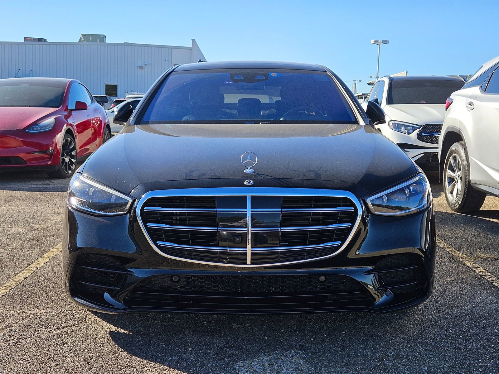 2022 Mercedes Benz S 580 4MATIC photo 2