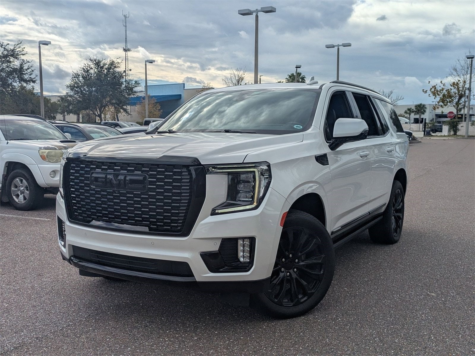 2021 GMC Yukon Denali's photo