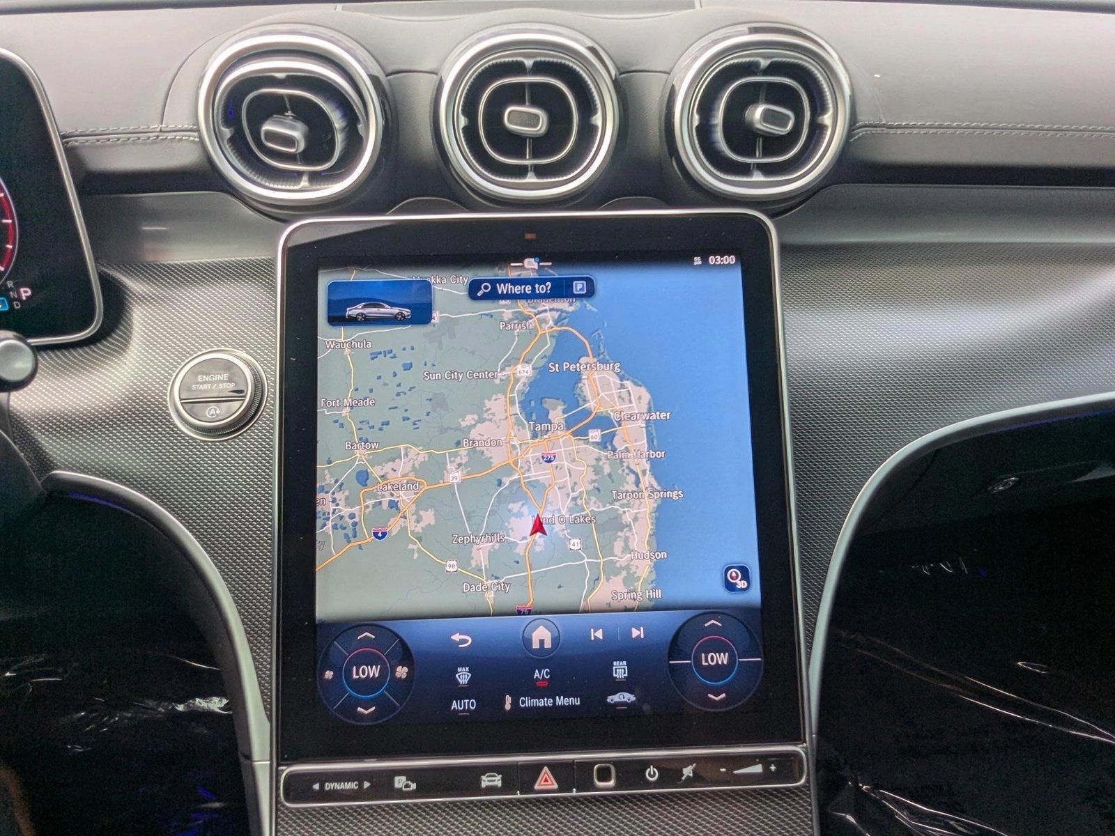 2025 Mercedes-Benz C-Class Sedan C 300 - Photo 12