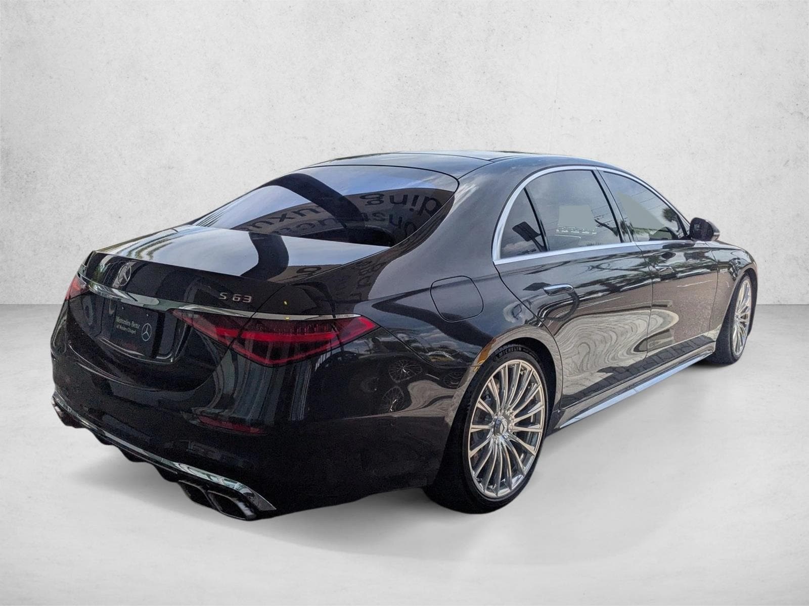2026 Mercedes-Benz S-Class AMG S 63 - Photo 2