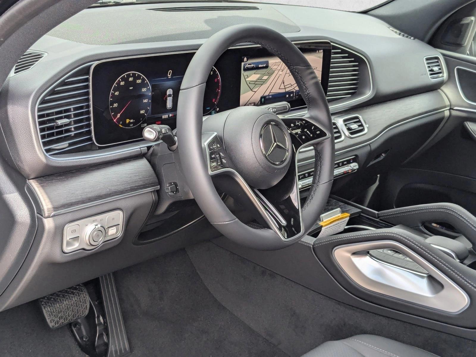 2025 Mercedes Benz GLE 450 4MATIC photo 2