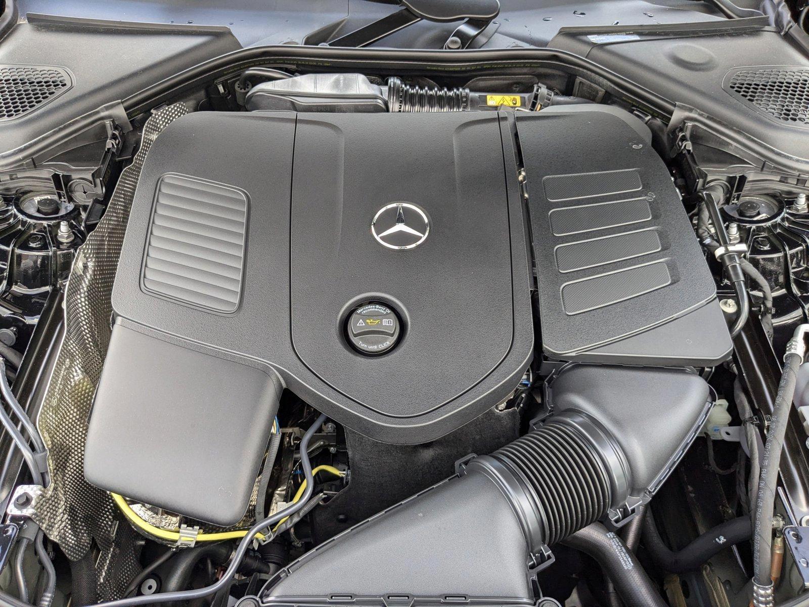 2025 Mercedes-Benz E-Class E350 - Photo 16