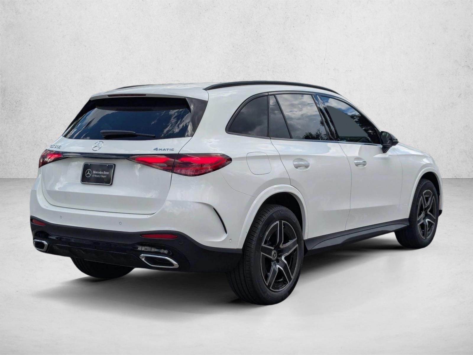 2026 Mercedes Benz GLC 300 4MATIC photo 2