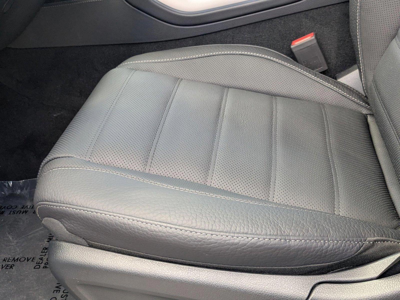 2025 Mercedes Benz GLS 450 4MATIC photo 4