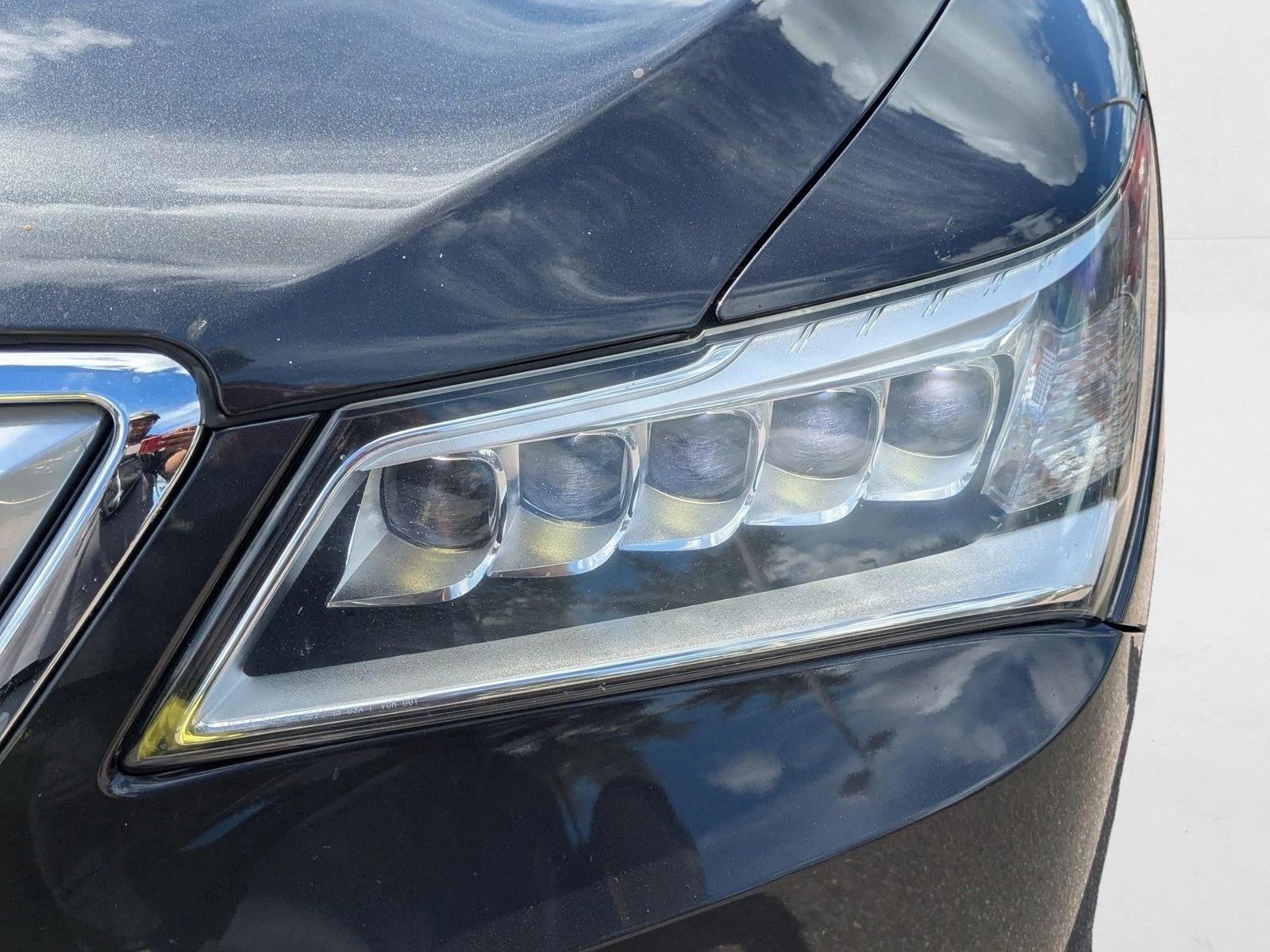 2016 Acura MDX SH-AWD photo 2