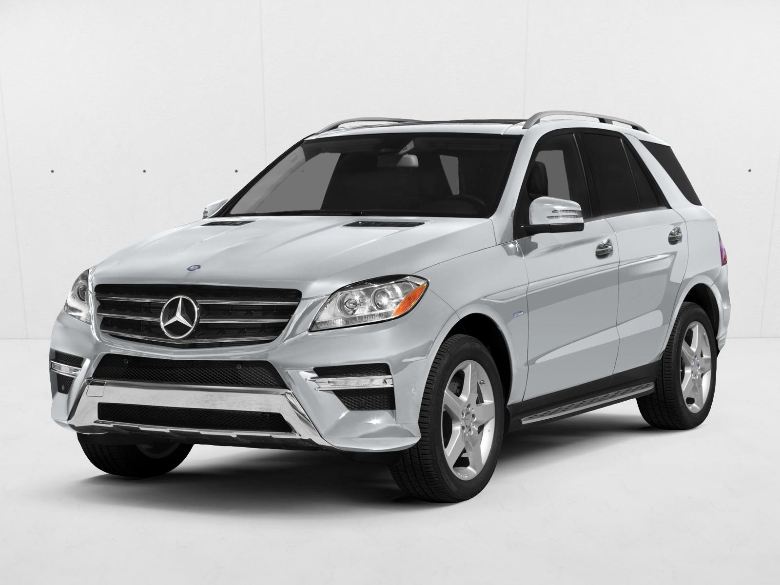 2015 Mercedes-Benz M-Class ML400 4MATIC's photo
